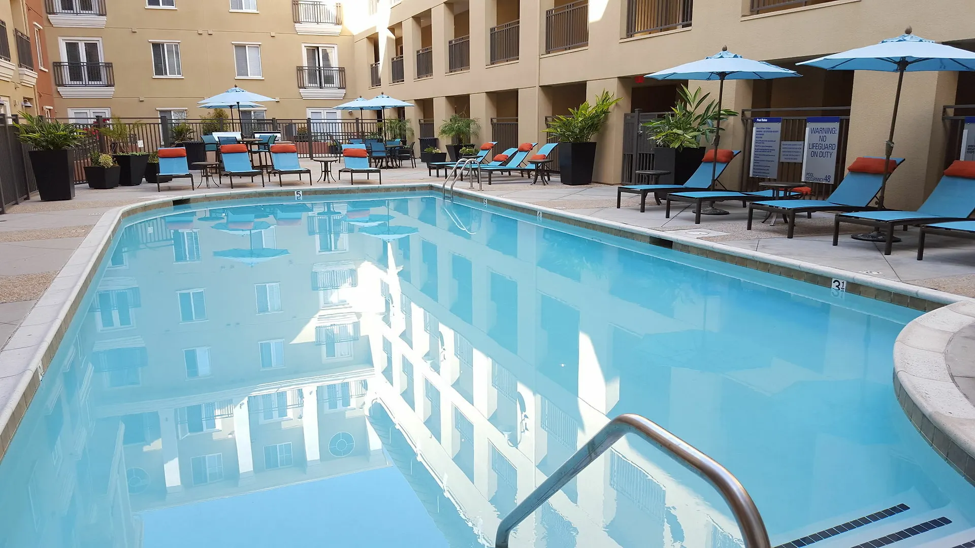In Little Italy, Close To Gaslamp & The Convention Center Apartment *
