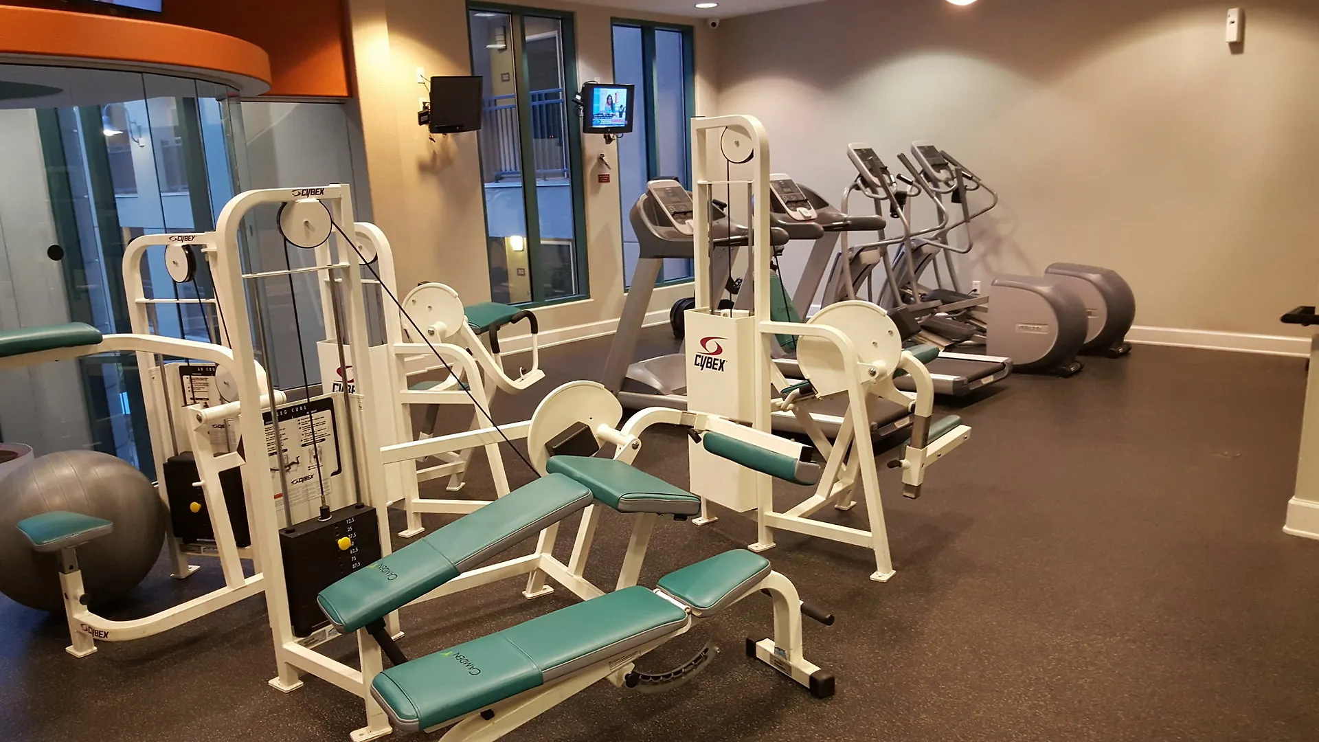 Apartment In Little Italy, Close To Gaslamp & The Convention Center