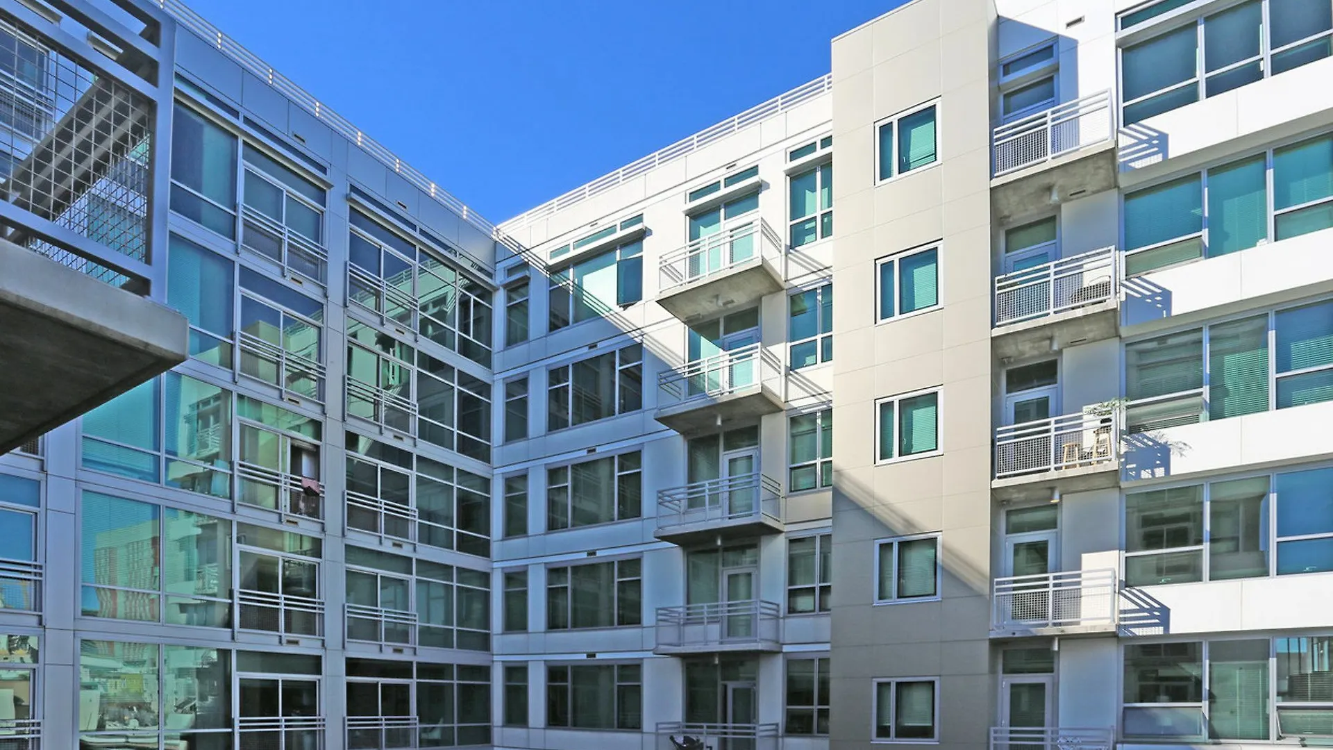 Downtown Lofts By Barsala San Diego