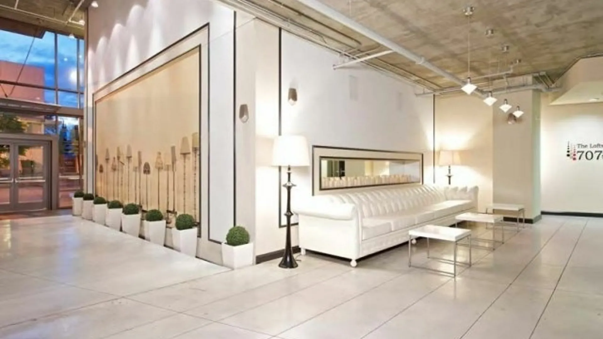 Downtown Lofts By Barsala San Diego