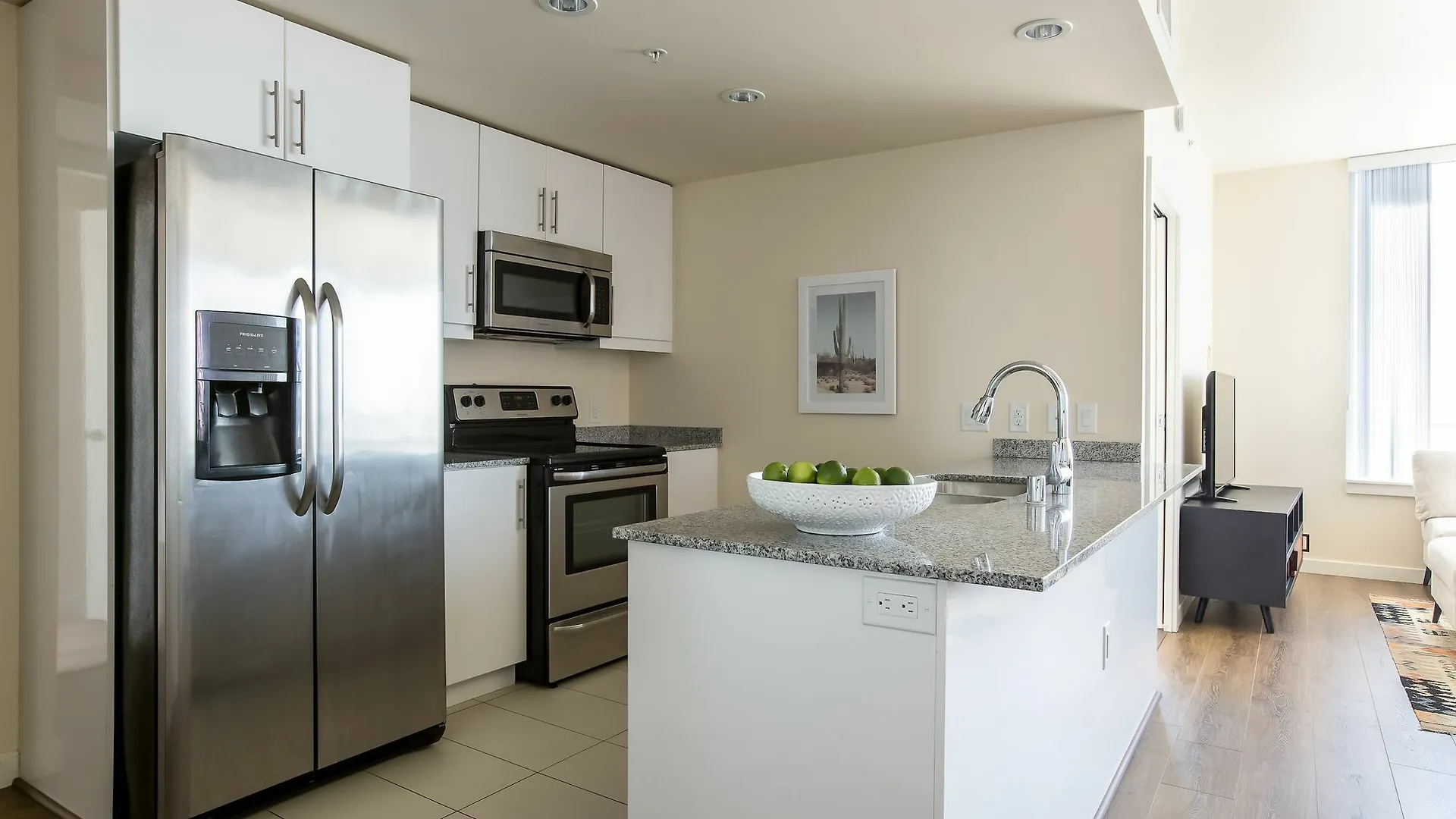 Stunning 3br In Downtown By Sonder San Diego
