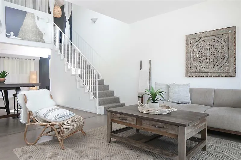 Serene 1br In Little Italy By Sonder