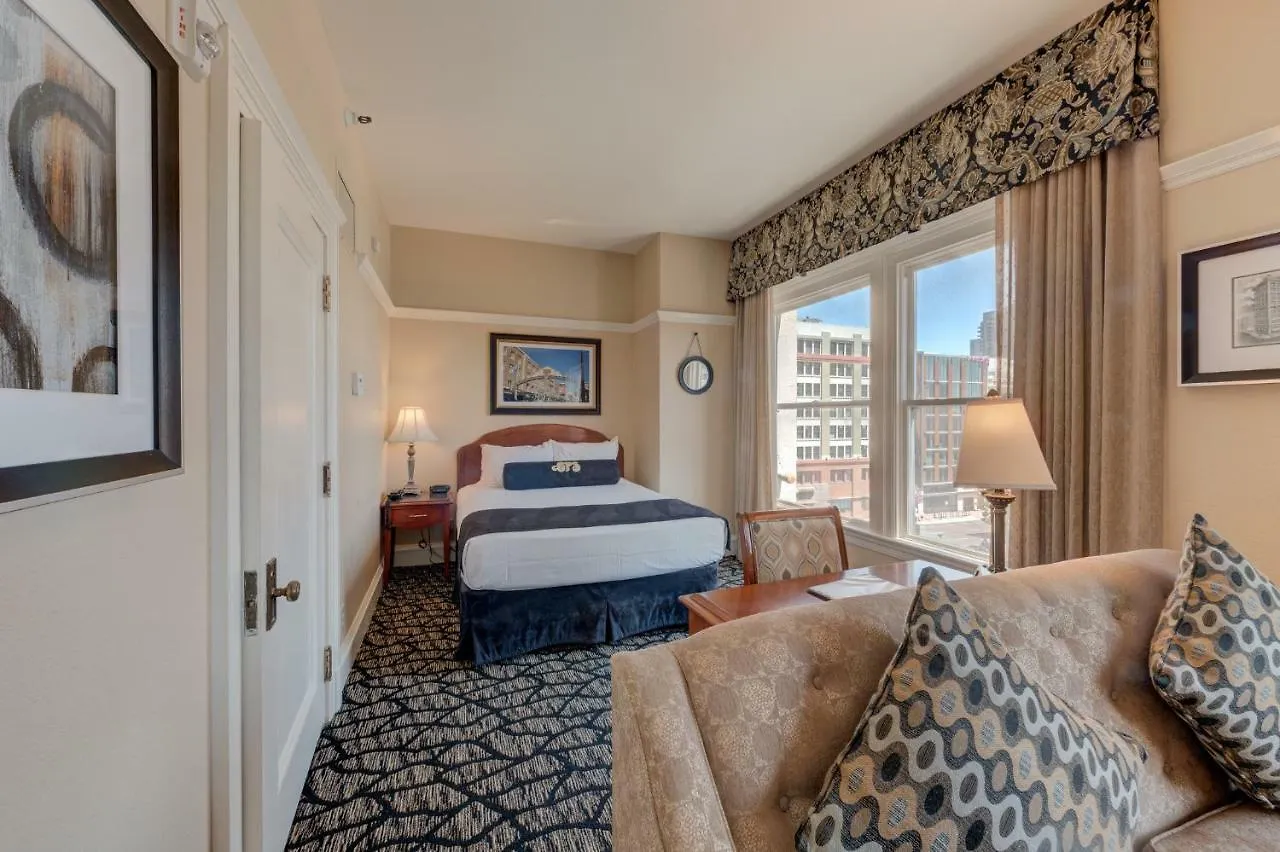 Hotel Gaslamp Plaza 4*