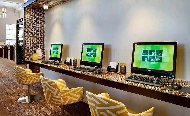Hotel Courtyard By Marriott Downtown 4*