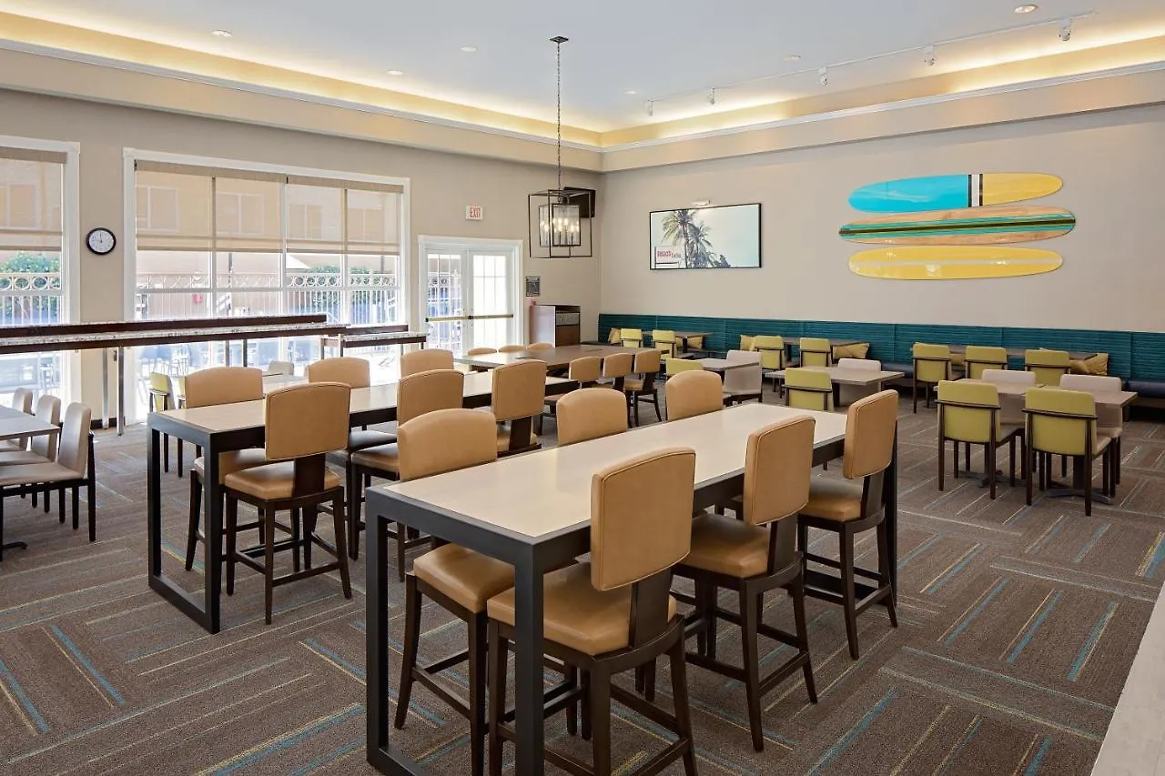 Hotel Mission Valley 3*