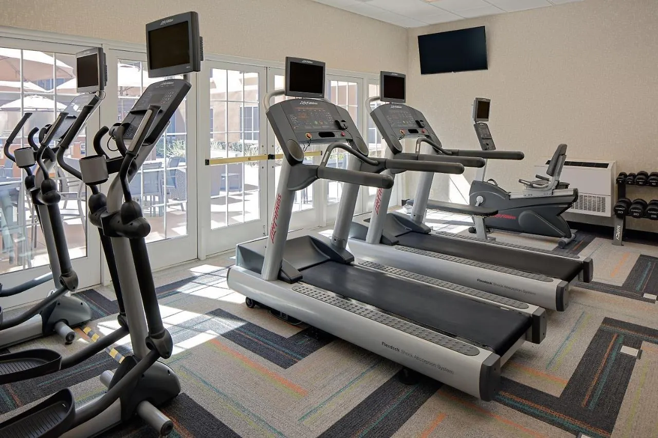 Mission Valley Hotel 3*
