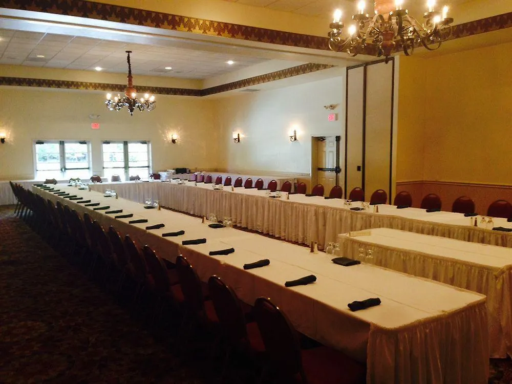 Mission Valley Hotel 3*