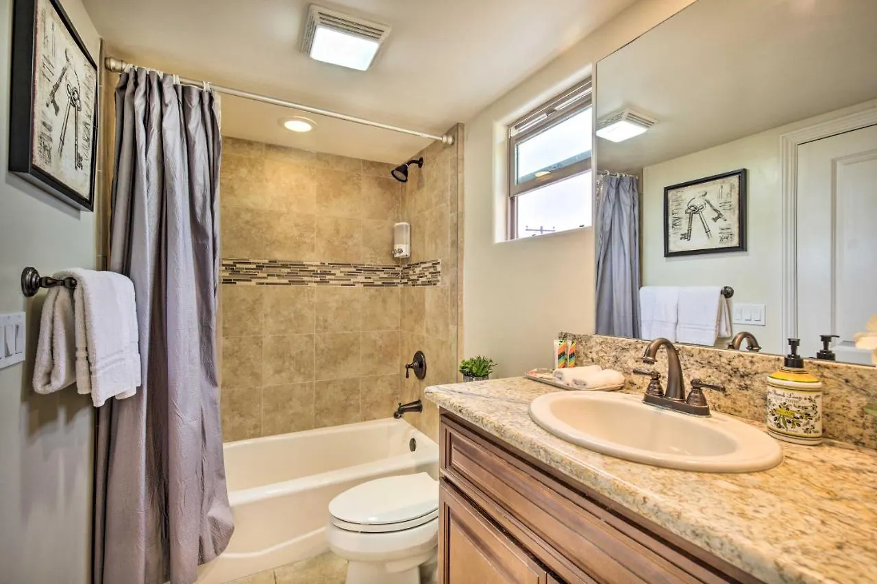 Sunny Socal Hideaway Less Than 2 Miles To Pacific Beach! * San Diego