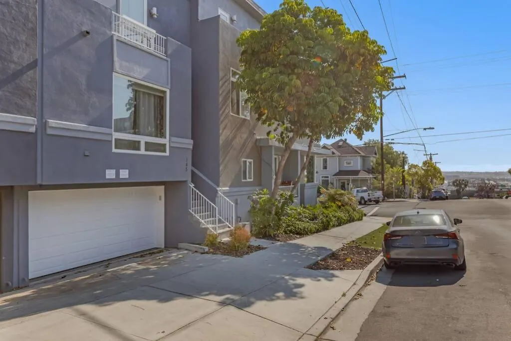 Spectacular View- Luxurious 4bd 4ba Σπίτι διακοπών *