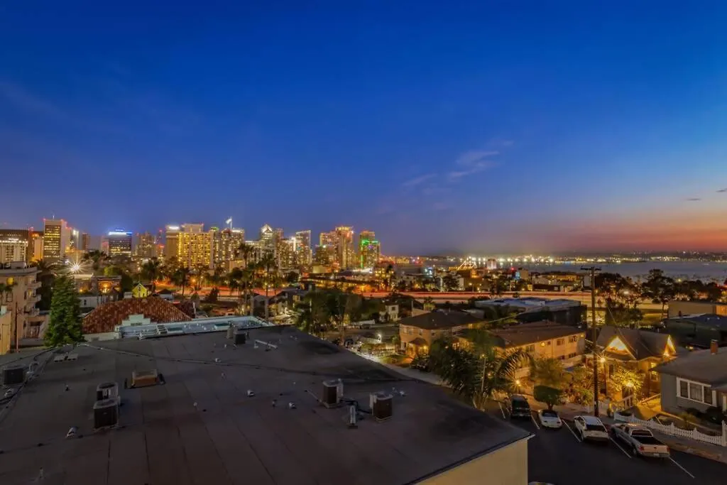 Spectacular View- Luxurious 4bd 4ba Σπίτι διακοπών