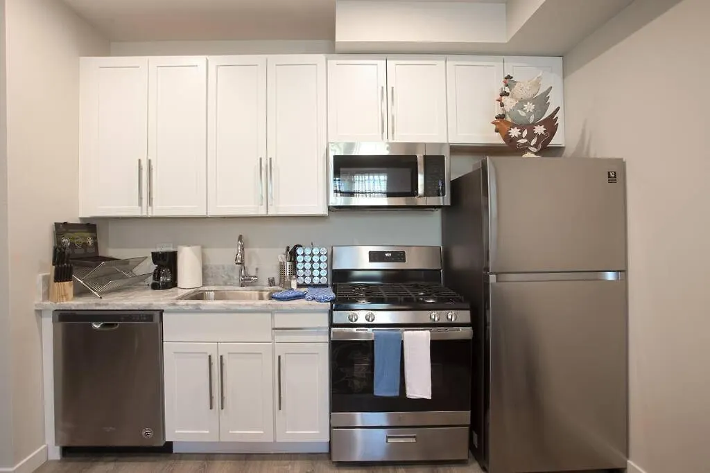 شقة 1-bedroom With Cali King Size Bed In