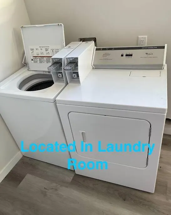 One Bedroom With Downtown View * San Diego