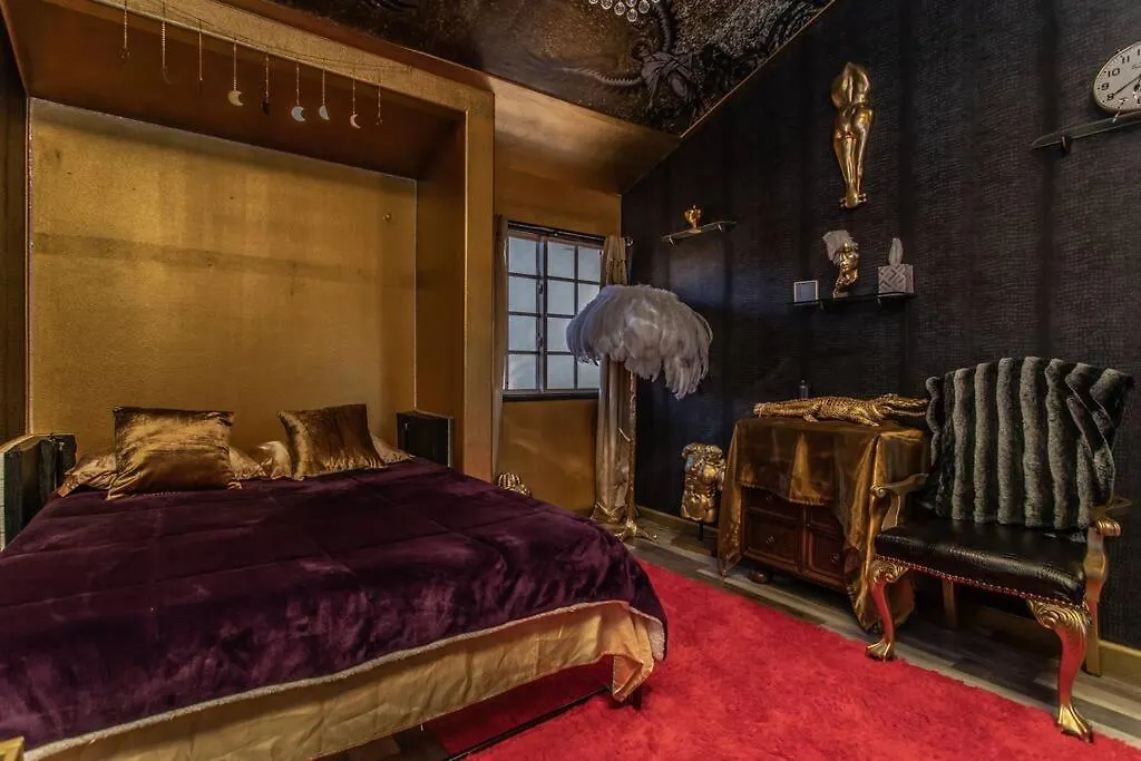 Gatsby Opulance In Old Town Near Marine Base * San Diego