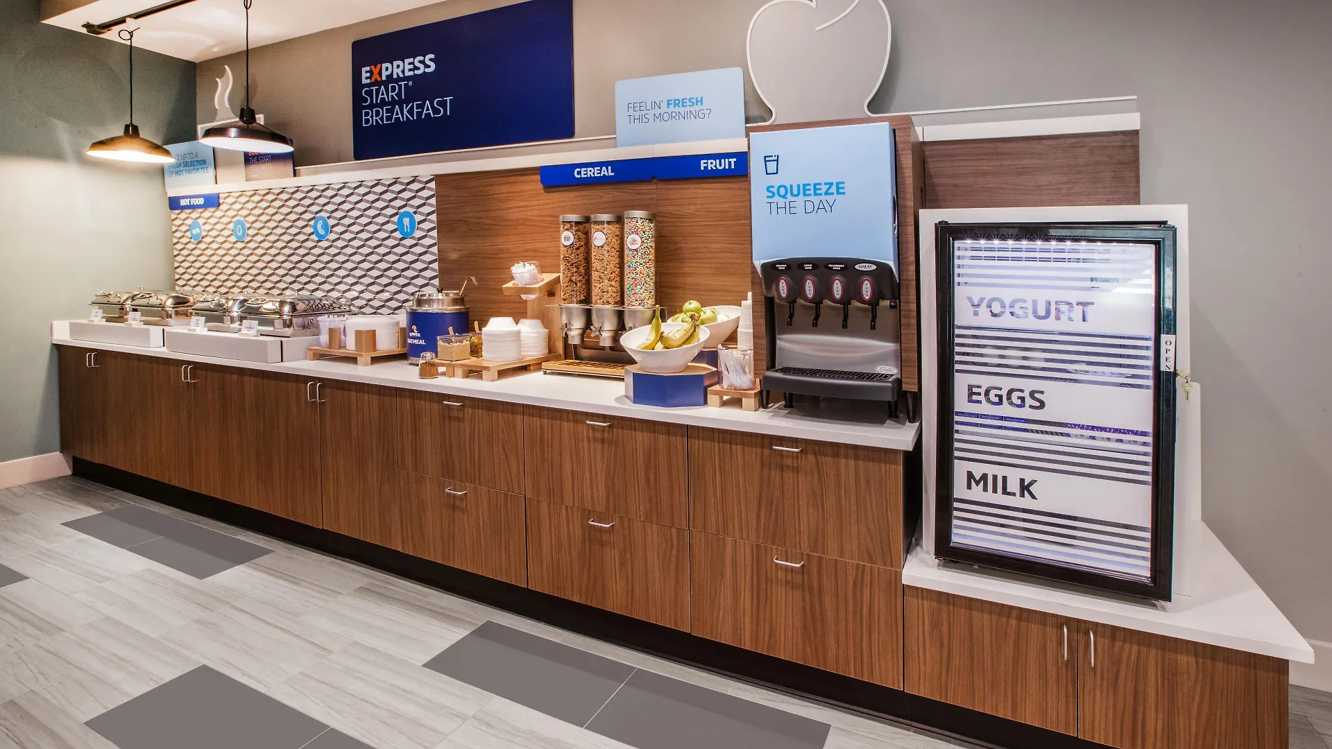 Hotel Express Airport-old Town By Ihg