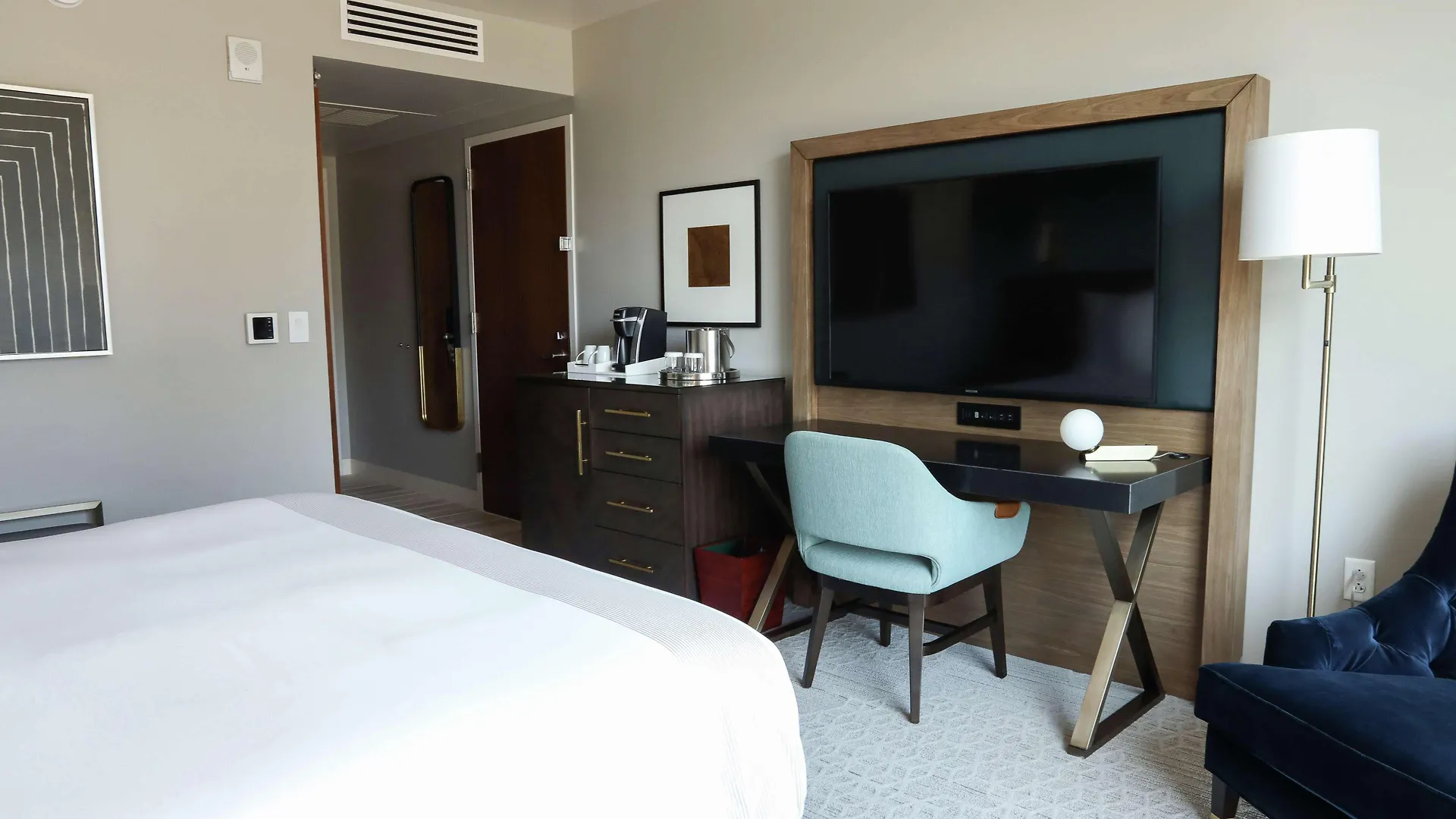 Carte Downtown, Curio Collection By Hilton 4*