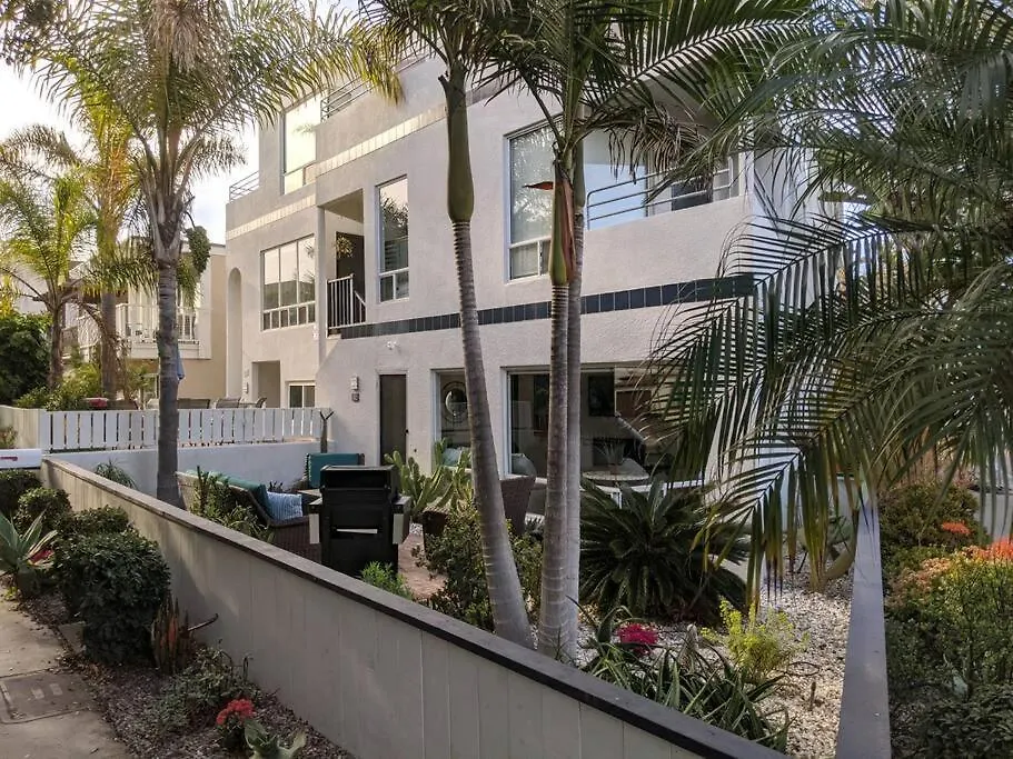 Upscale Mission Beach Couples Getaway/pet Friendly 度假居 *