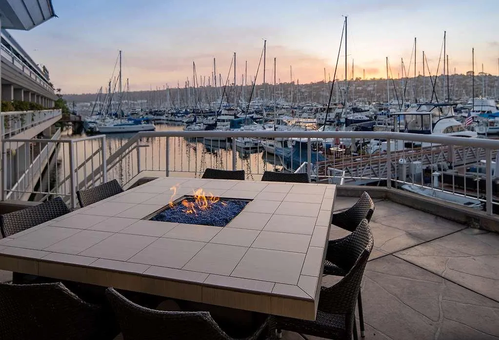 Bay Club And Marina