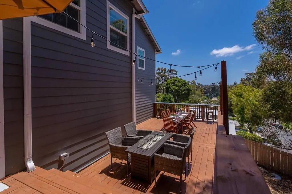 Fabulous New 4br/3ba House In Mission Hills Casa de Férias San Diego