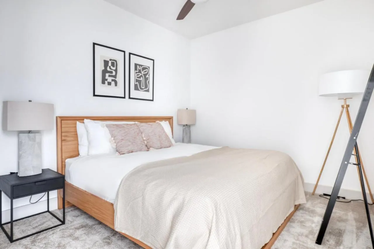 Mission Valley 2br W Wd Gym Pool Nr Shops San-4 *