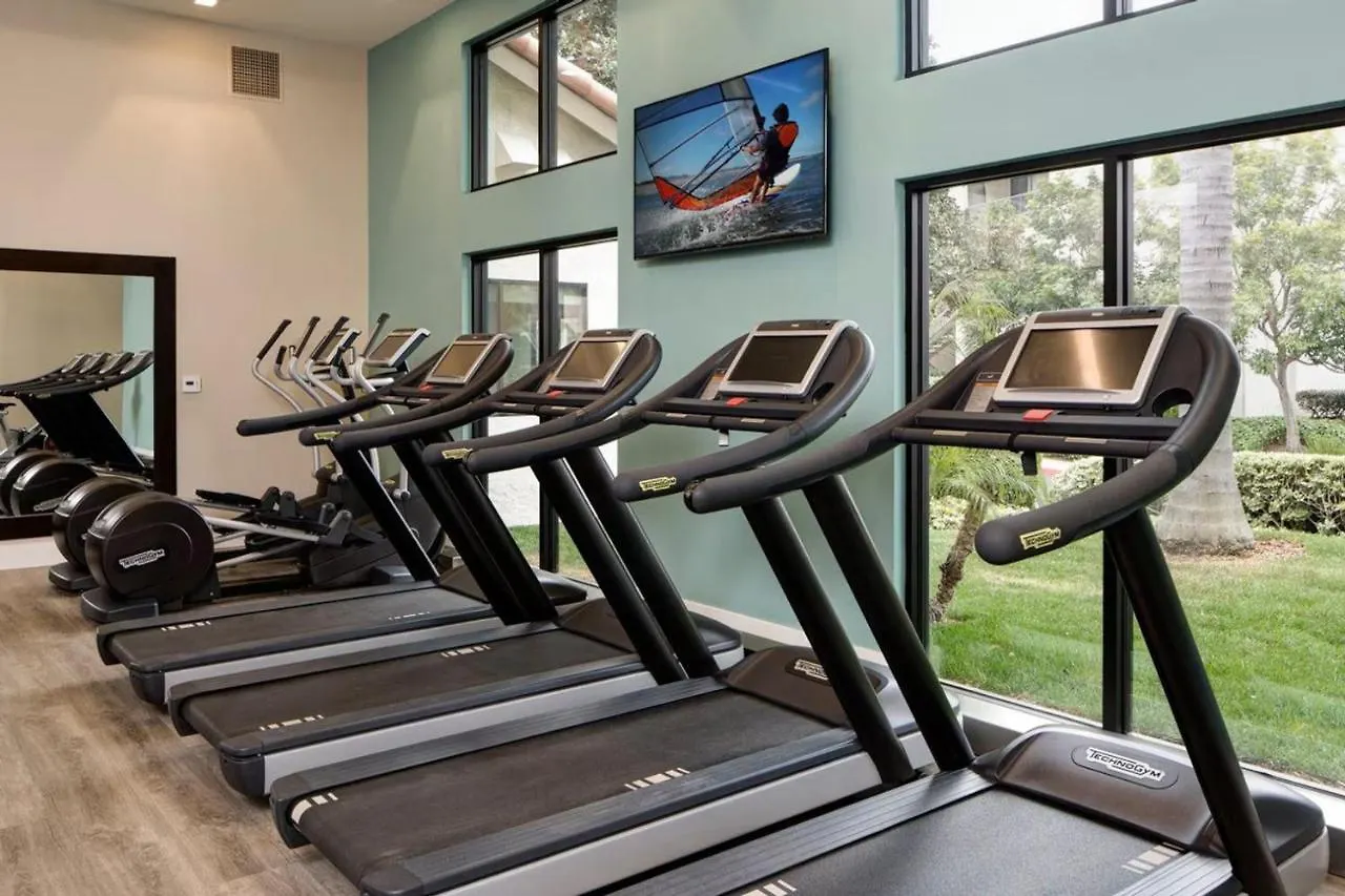La Jolla 2br W Gym Wd Pool Nr Bars Shops San-21 *