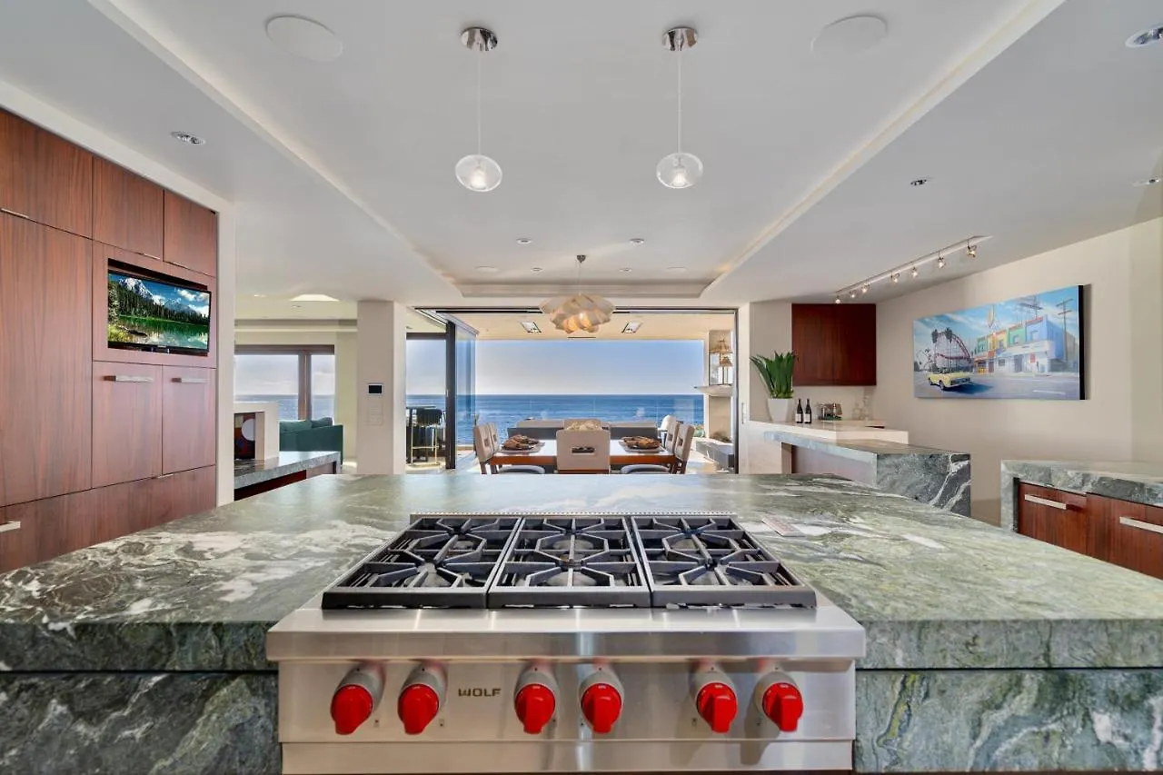 Luxury Beachfront With Hot Tub & Ocean Views סן דייגו