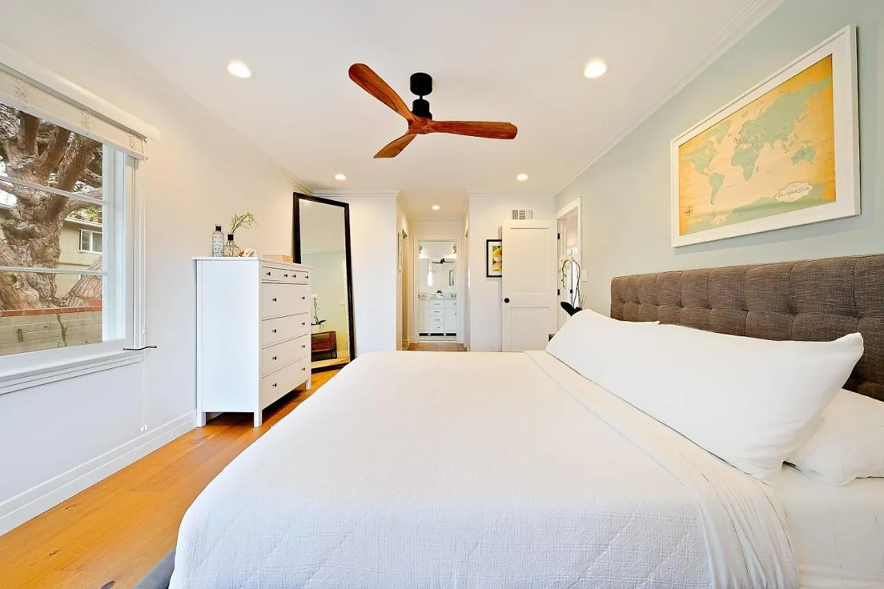 度假居 Gorgeous Coastal Four-bedroom Steps From Windansea 圣地亚哥