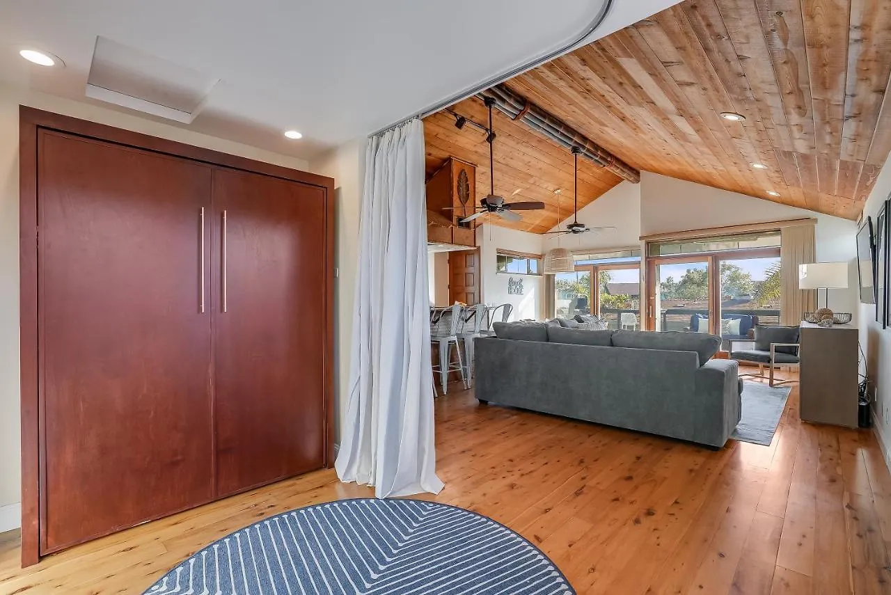 Stunning South Mission - Ac, Private Patio, Grill And Garage! Holiday home San Diego