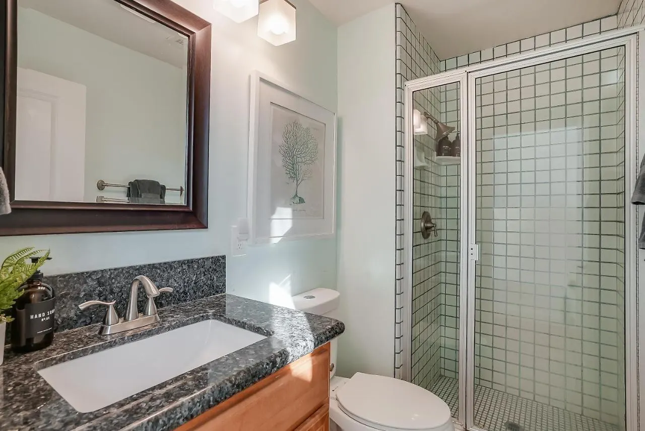 Stunning South Mission - Ac, Private Patio, Grill And Garage! Holiday home San Diego