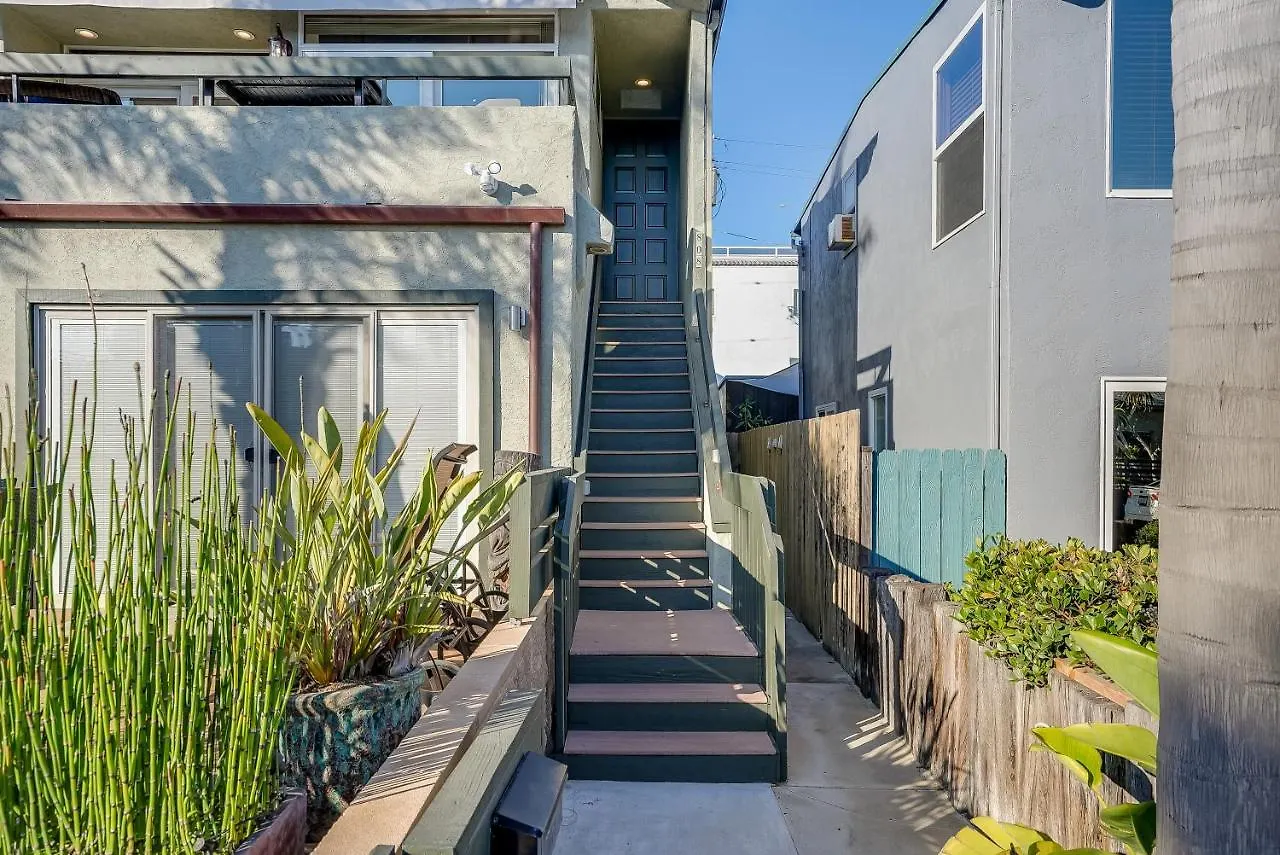 Holiday home Stunning South Mission - Ac, Private Patio, Grill And Garage!