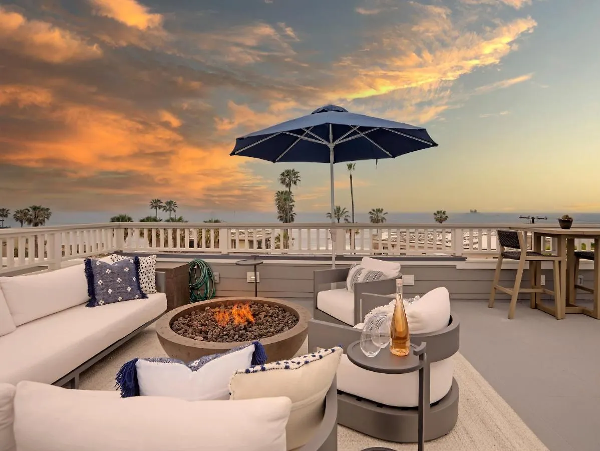 Coastal Retreat Near The W Panoramic Ocean Views, Rooftop Deck, & Firepit サンディエゴ
