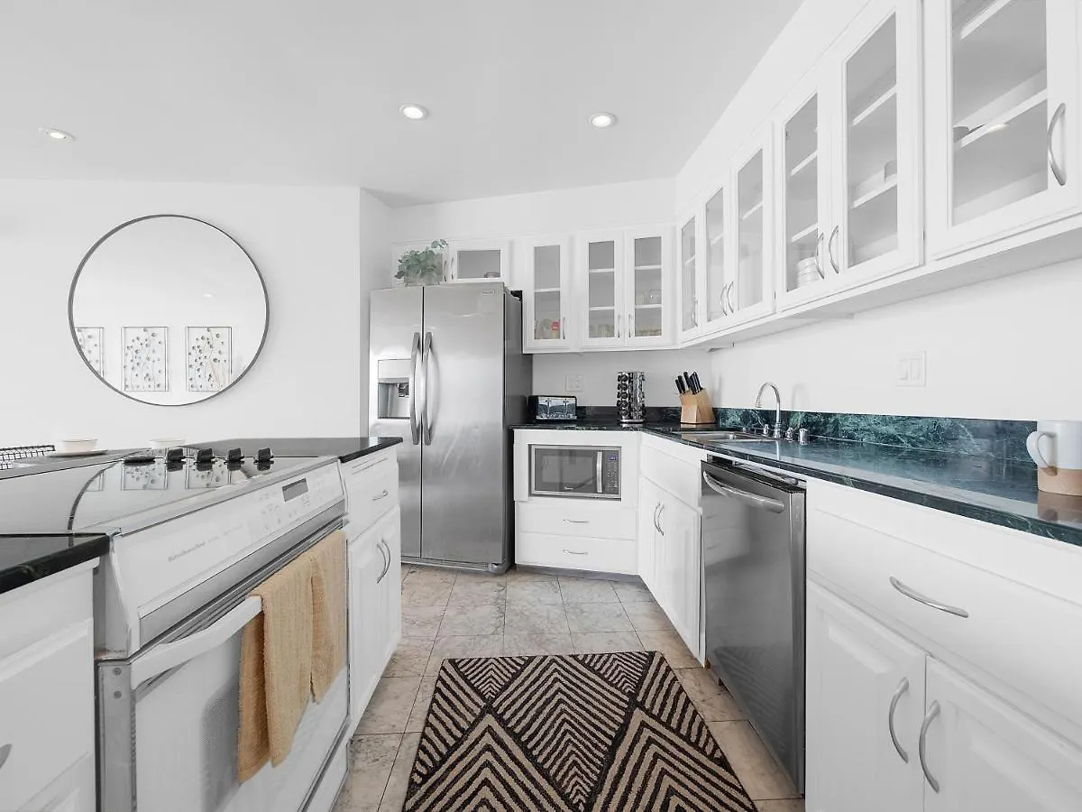 Sunset Cliffs Lookout - Ocean Front Luxury *