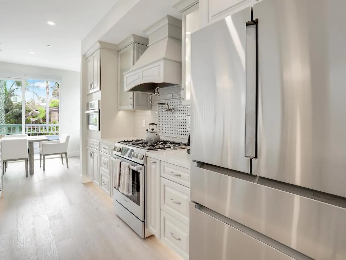 Coastal Retreat Near The W Panoramic Ocean Views, Rooftop Deck, & Firepit *