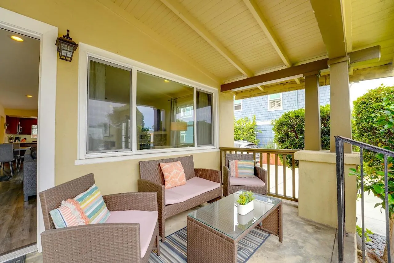La Jolla Oasis - Pet Friendly, Large Backyard, Walk2beach & Location! *
