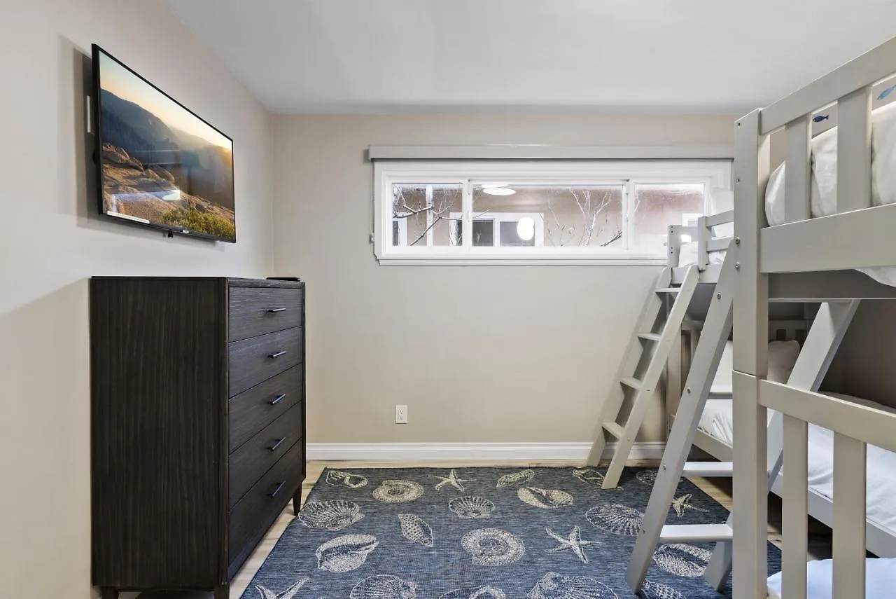 Bird Rock Dreams - Ocean Views, Massive Yard, Outdoor Dining, Fast Wifi & Ac! Vakantiehuis *