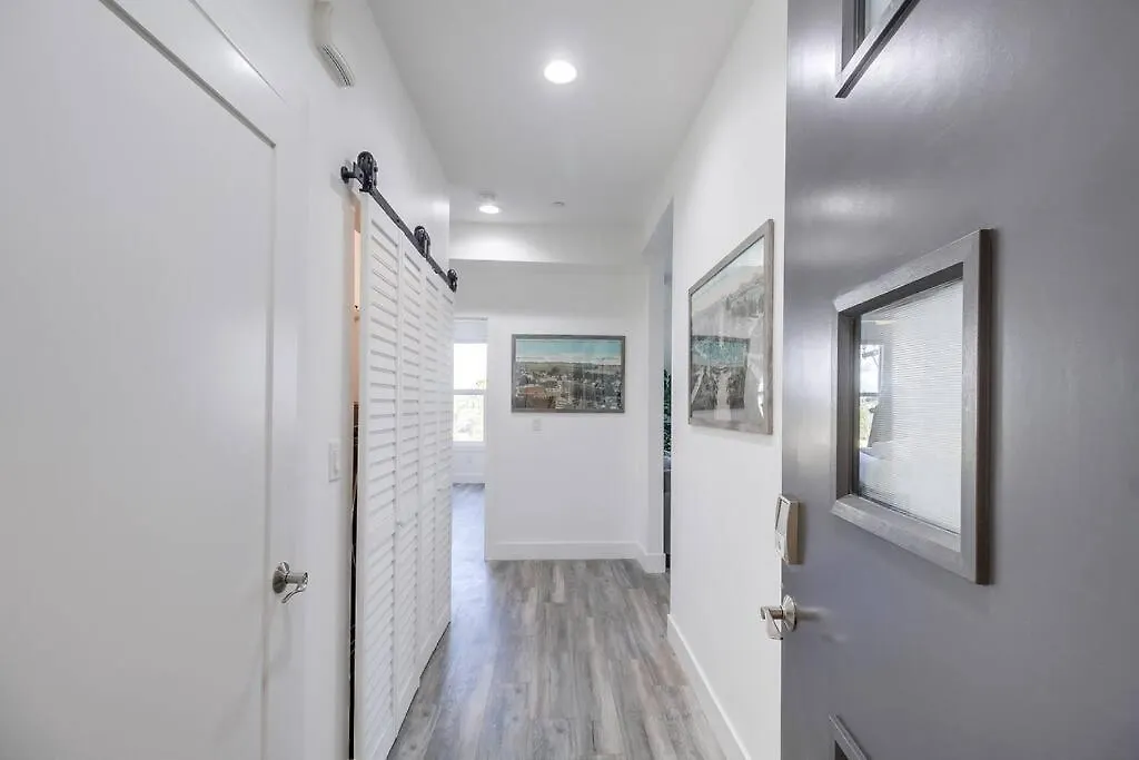 Park Blvd Paradise 304 New Construction King Bed Апартаменты *