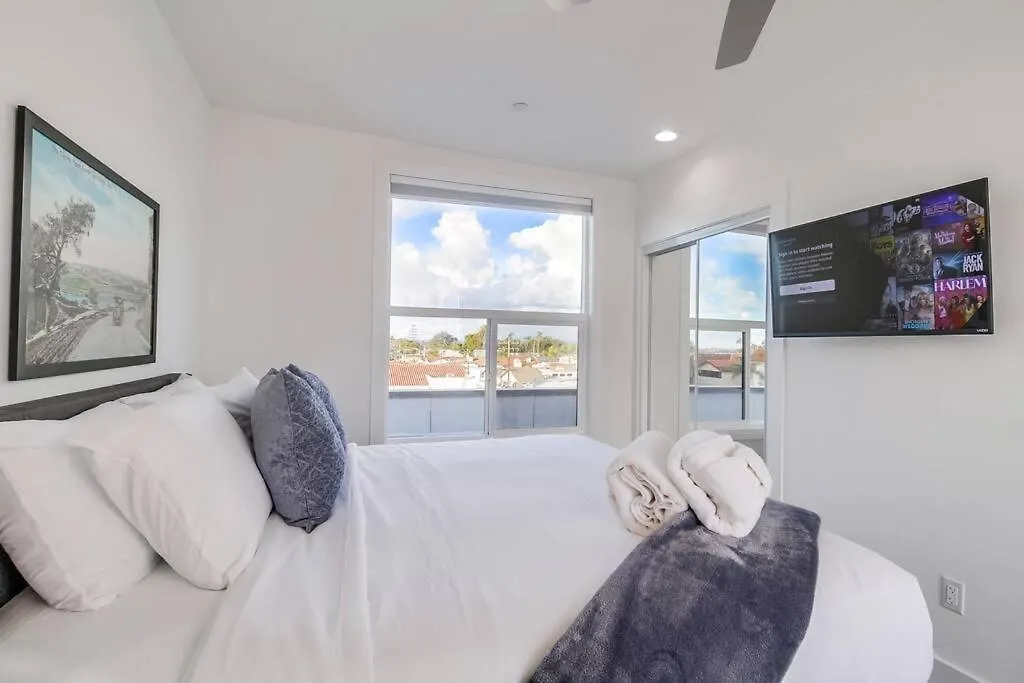 Park Blvd Paradise 303 King Bed With A Private Apartment *