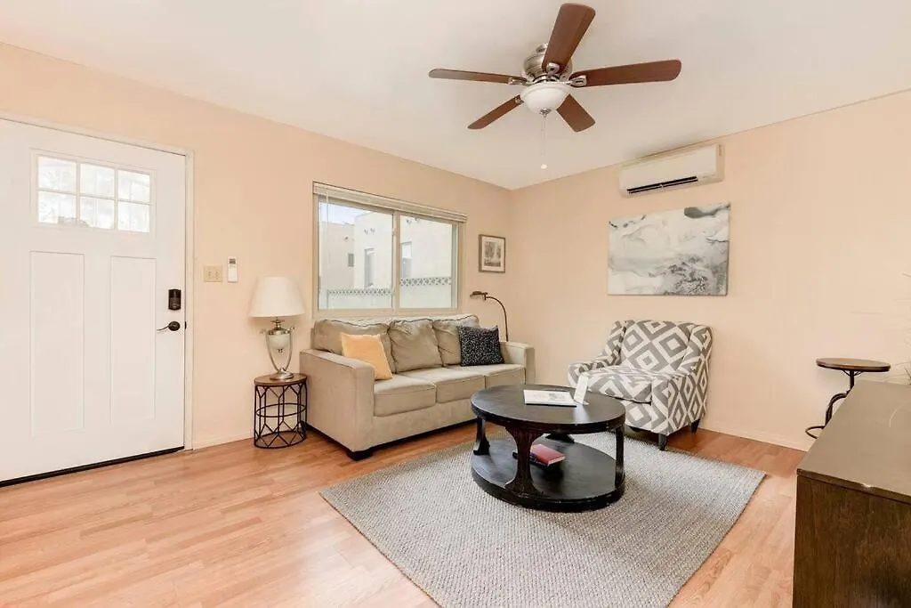 Apartment Casa -2br- Free Driveway Parking For 3 Cars San Diego