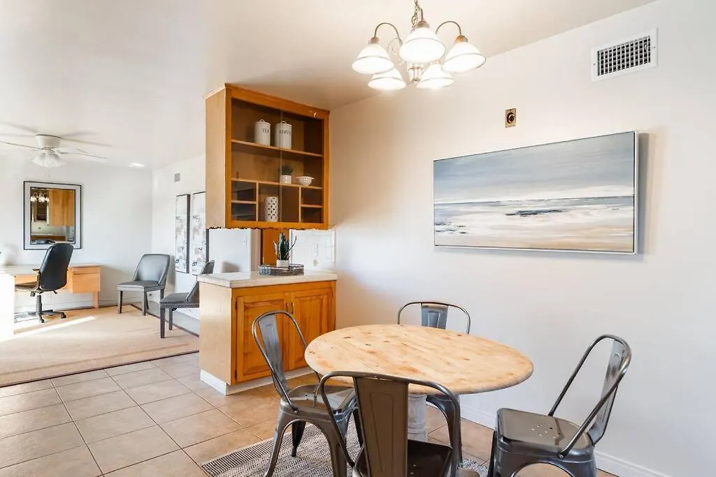 Casa Flora -2br- Free Parking In Little Italy! Daire