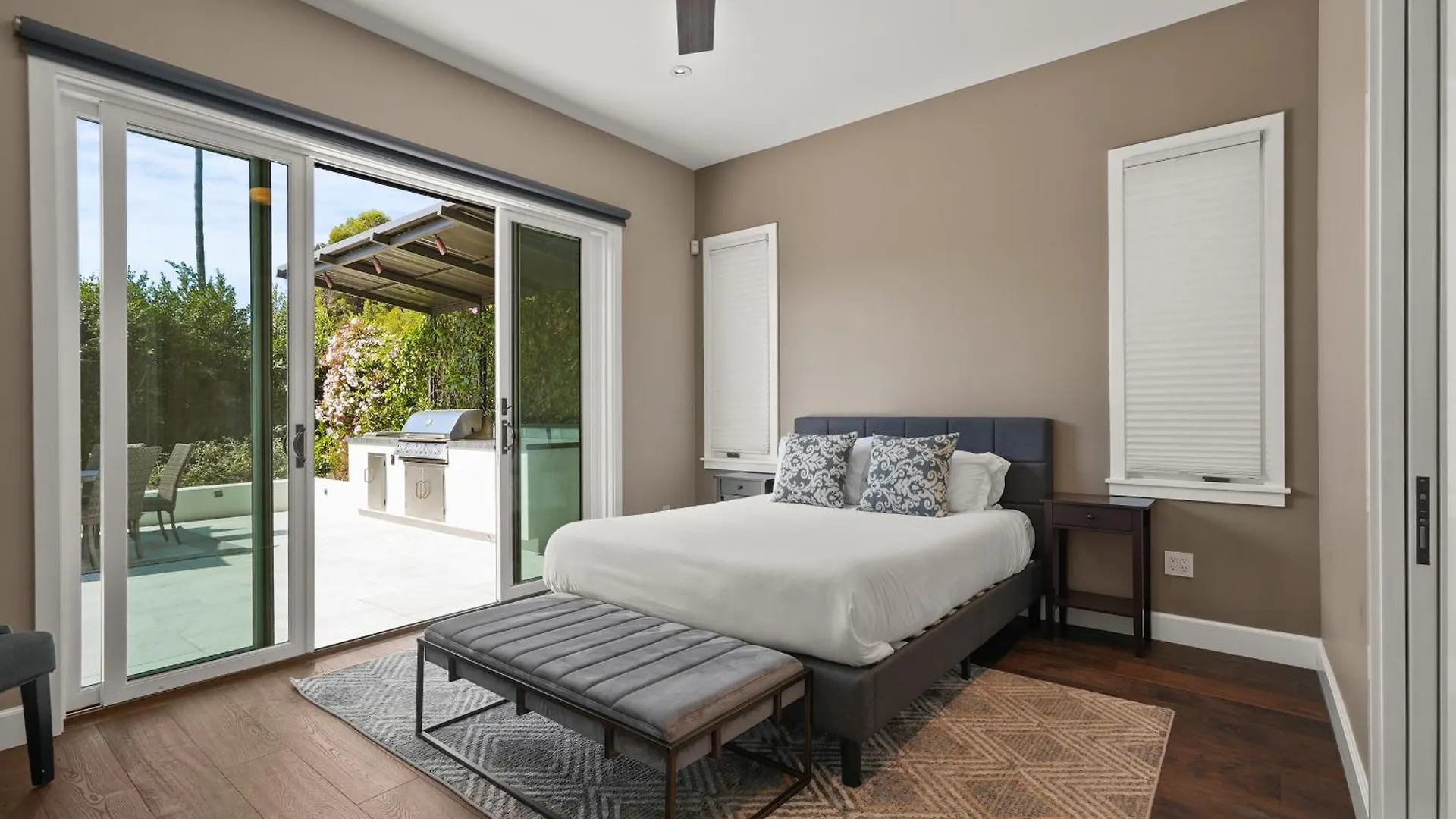 Luxury Bird Rock With Private Pool, Hot Tub & Fire Pit! Semesterbostad