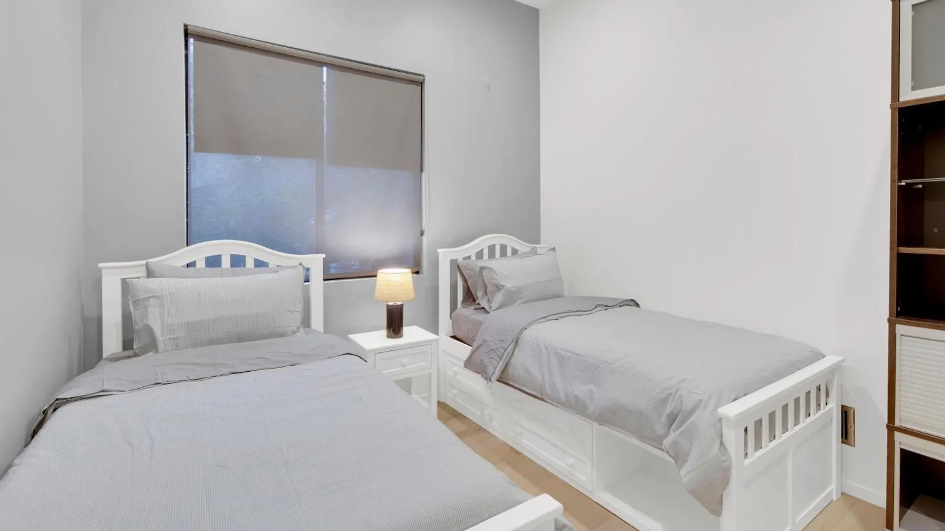 Vakantiehuis New! Luxury 5br, W/arcade, Sauna, Views, Fire Pit! *