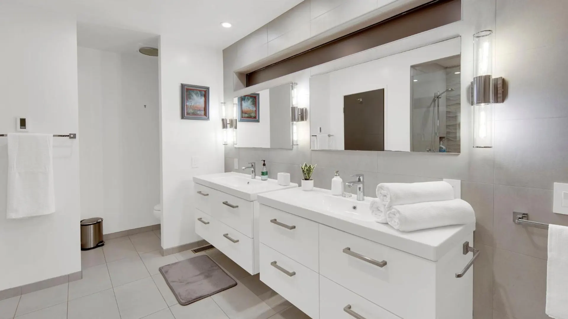 New! Luxury 5br, W/arcade, Sauna, Views, Fire Pit! San Diego