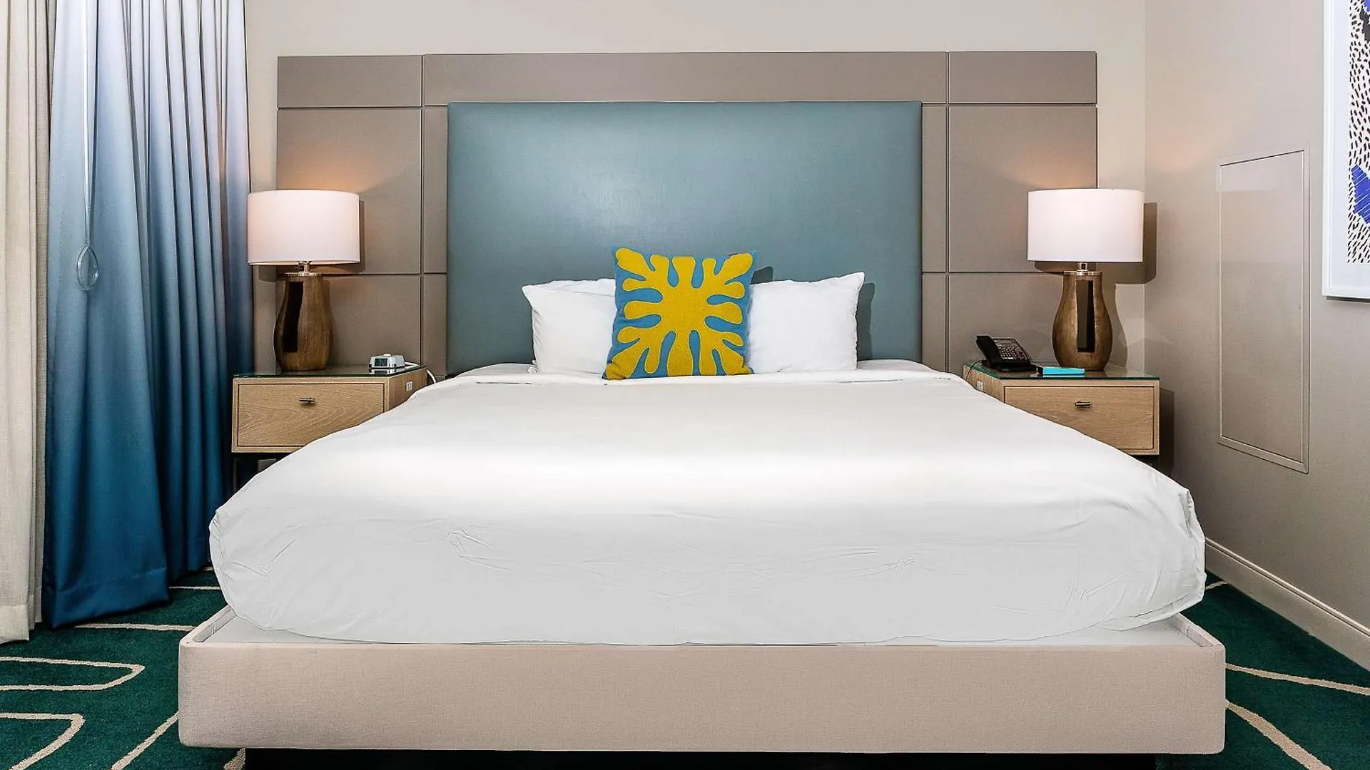 Embassy By Hilton Bay Downtown 3* San Diego