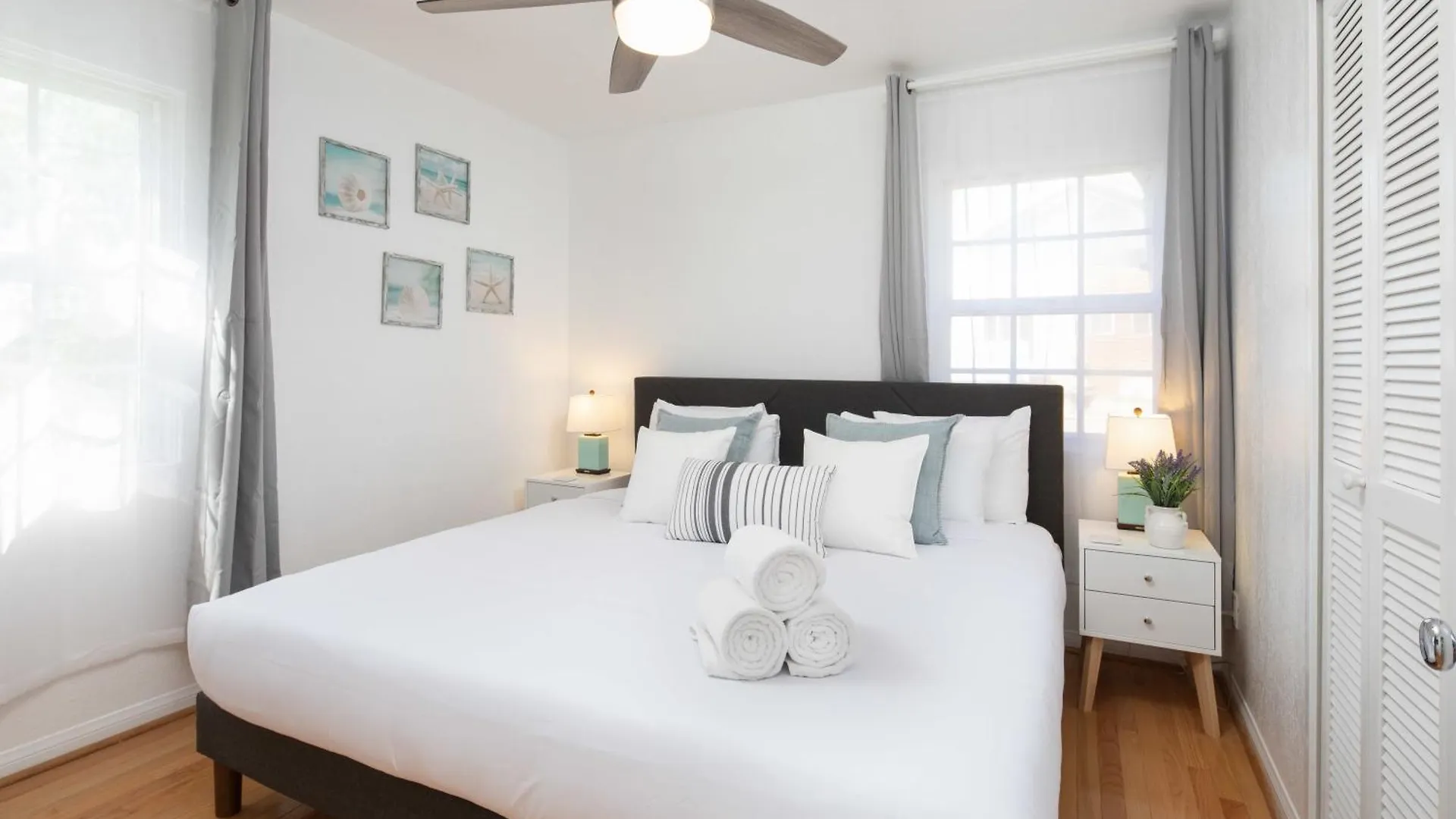 4 Bedroom 2 Bath With Ocean View Hot Tub Parking San Diego