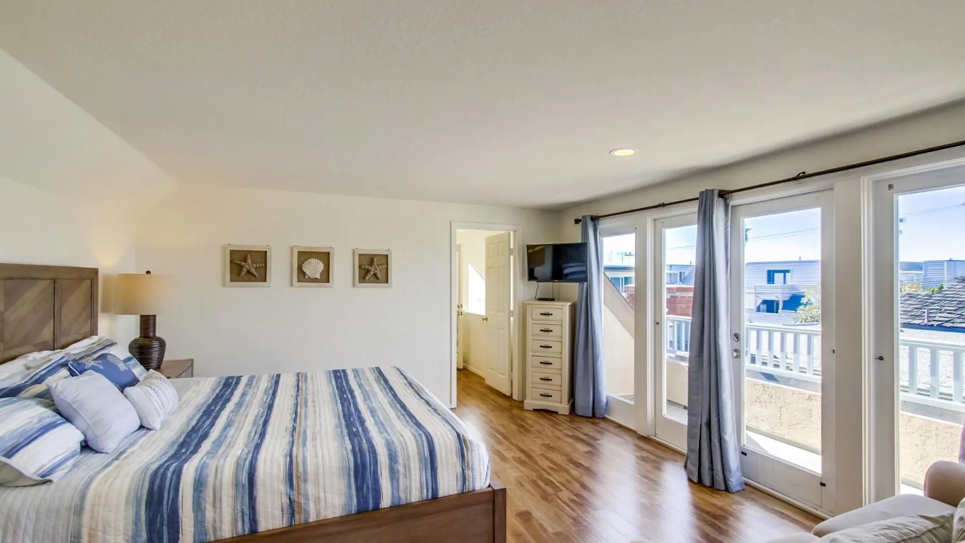 Massive With Ocean View & Amazing Rooftop San Diego