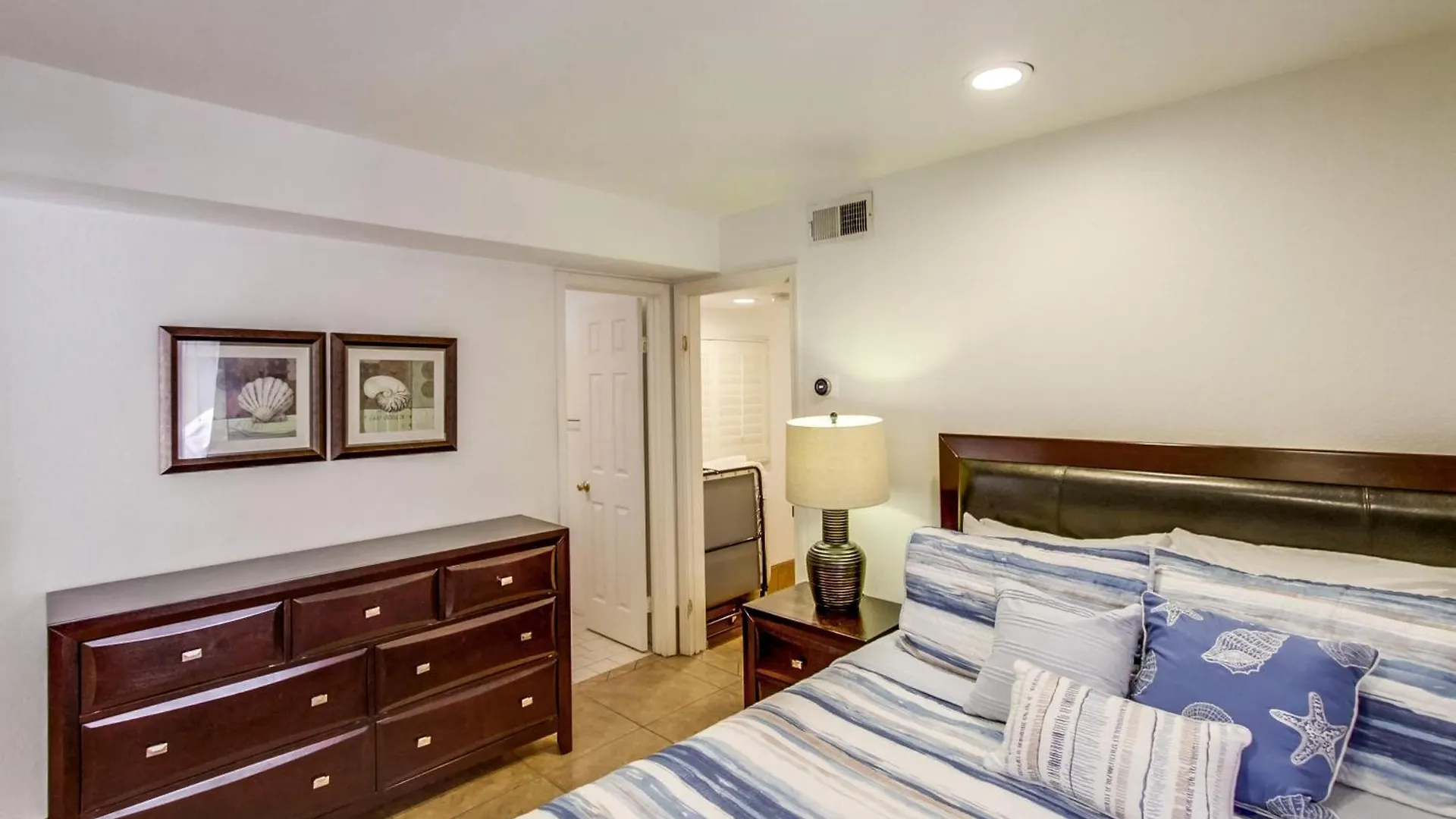 Massive With Ocean View & Amazing Rooftop * San Diego