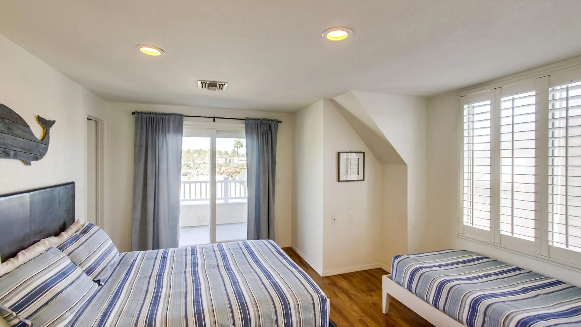 Massive With Ocean View & Amazing Rooftop San Diego