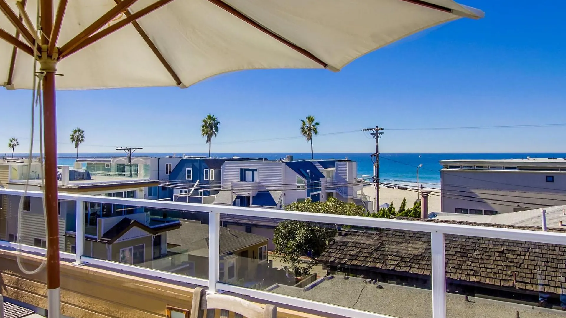 Holiday home Massive With Ocean View & Amazing Rooftop *