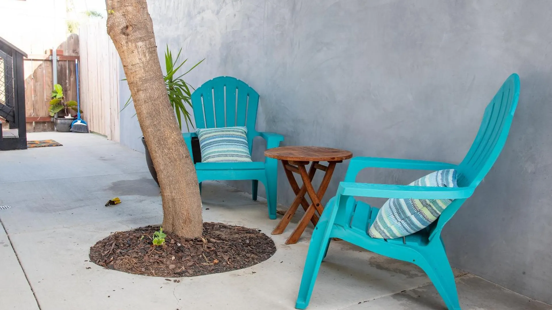 Pet Friendly Lrg 1bd Dog Waves And Sunshine San Diego