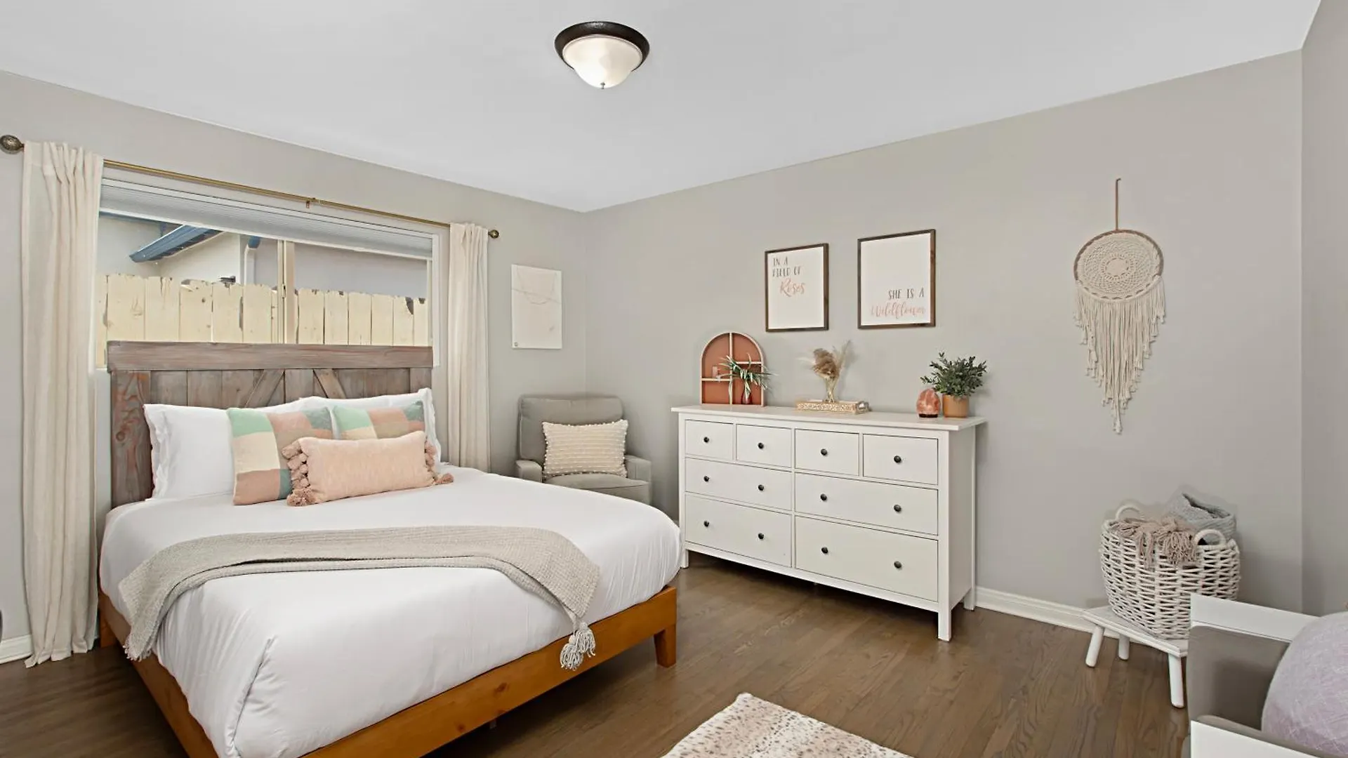 The Gathering Place - Guest Favorite With Huge Yard Holiday home *