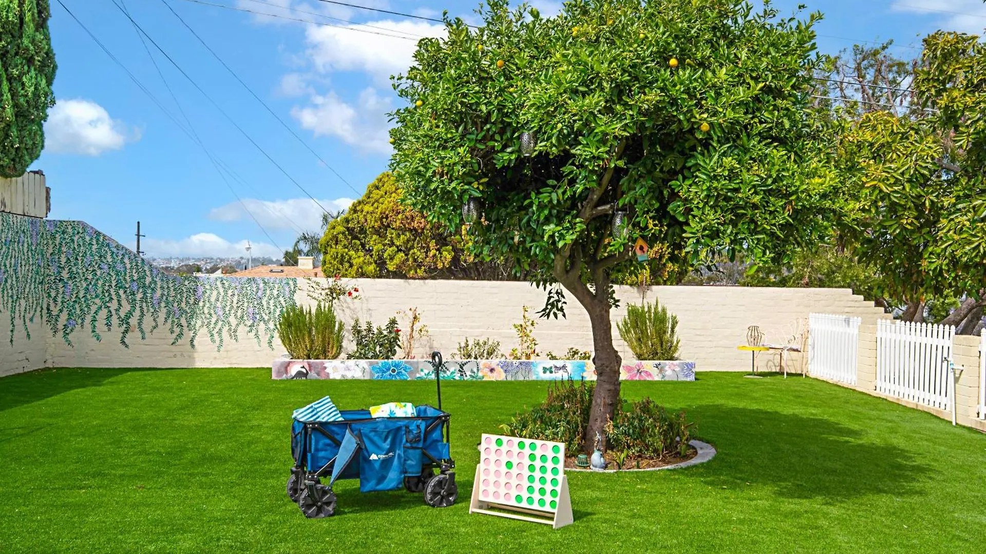 The Gathering Place - Guest Favorite With Huge Yard Holiday home *